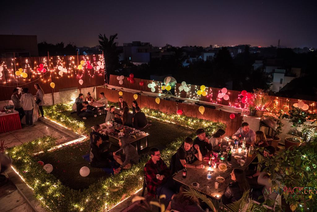 Хостел Madpackers Delhi Нью-Дели Экстерьер фото